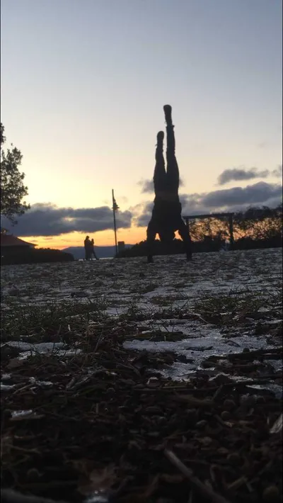 Winter Handstand